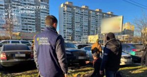 На Київщині затримали колишнього чиновника ТЦК, який вимагав $4500 за "допомогу" у уникненні мобілізації