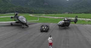 Літак Януковича та 11 російських бізнес-джетів виїхали з Близького Сходу