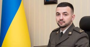 Начальник Львівської митниці оголосив про мільйонні вкладення в ОВДП та елітний автопарк