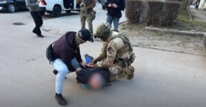 На Прикарпатті підполковник ТЦК отримував $2000 за ''допомогу'' у військовому обліку