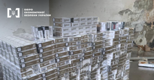 Контрафактний тютюн та алкоголь у Львівській області: БЕБ направило до суду три справи