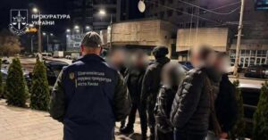 У Києві виявили схему з $20 тис.: підозрювані пропонували ''домовитися'' про звільнення чоловіка з ТЦК