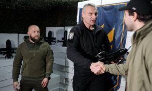 Кличко повідомив про передачу 5000 FPV-дронів бійцям 3 армійського корпусу від громади столиці