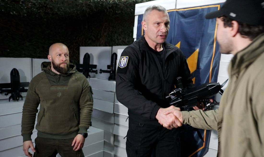 Кличко повідомив про передачу 5000 FPV-дронів бійцям 3 армійського корпусу від громади столиці