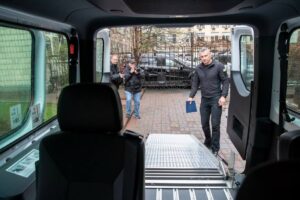 Кличко повідомив, що Київ отримав автобуси для дітей з інвалідністю від німецьких партнерів