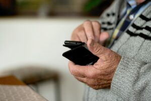 В Україні значно зросли тарифи на мобільний зв'язок