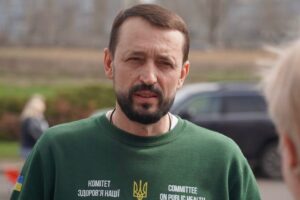 Історія, що вразила країну: 10-місячний Марк отримав апарат ШВЛ завдяки фонду «Надія» та Валерію Дубілю